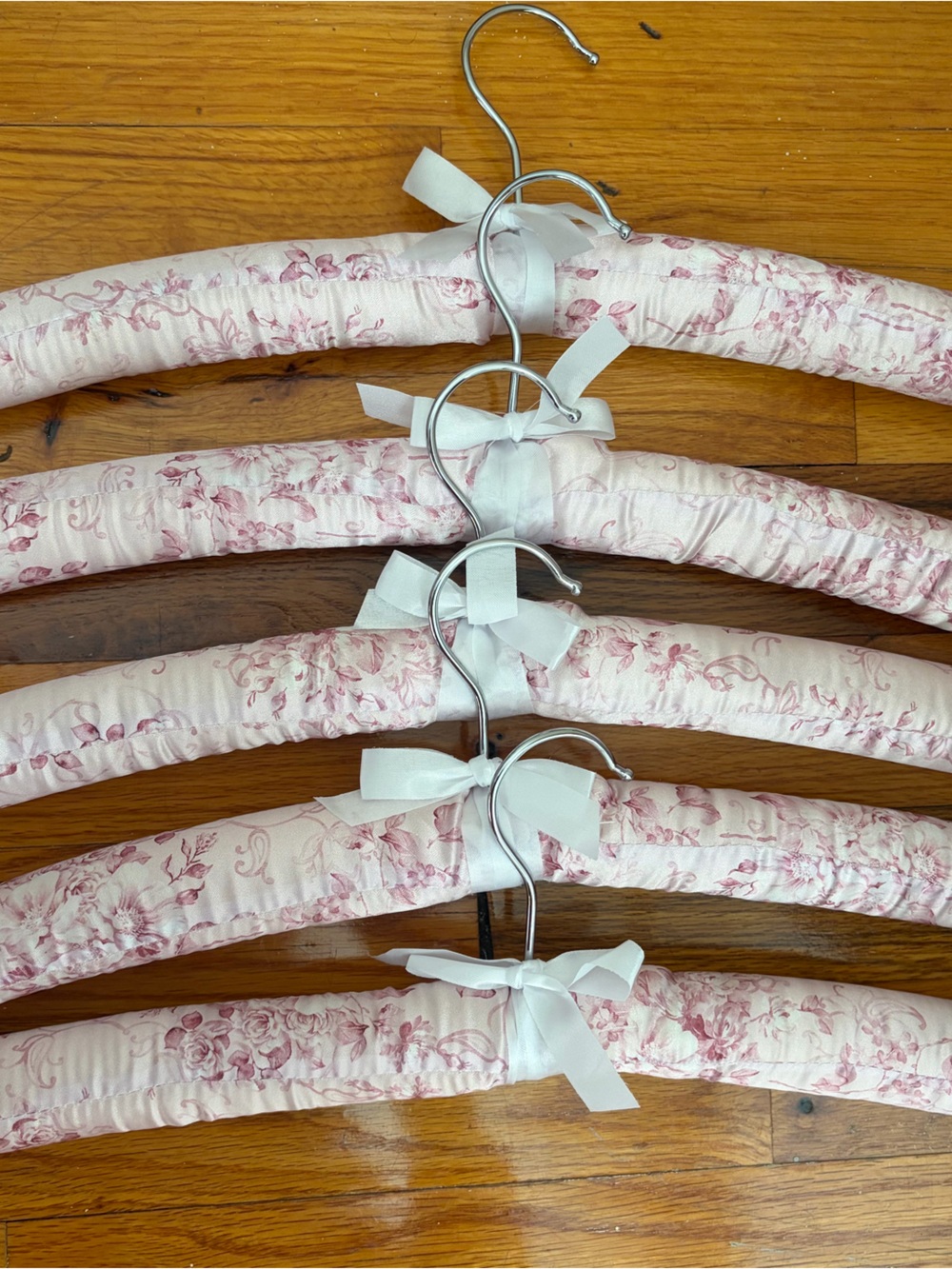 Shabby Chic Set of 5 Padded Fabric Hangers